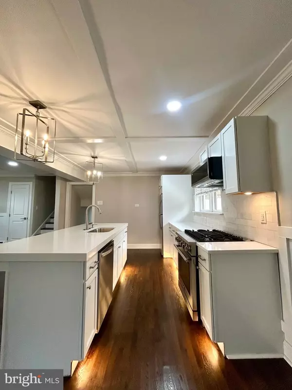 Strafford, PA 19087,381 UPPER GULPH