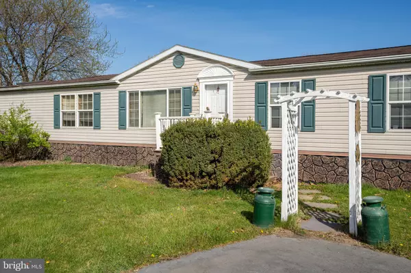 Bath, PA 18014,183 GREENBRIAR DR S