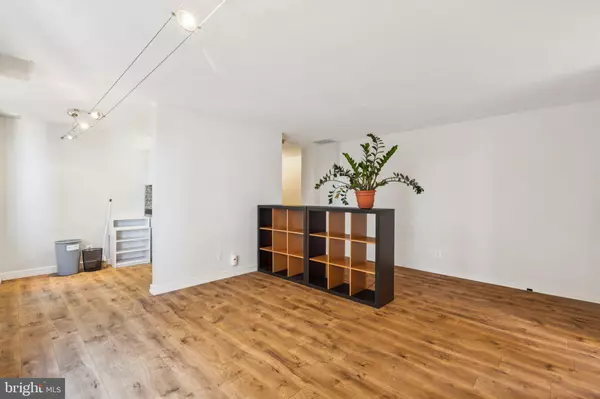 Philadelphia, PA 19130,2601 PENNSYLVANIA AVE #604