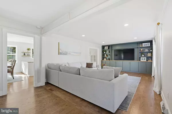 Yardley, PA 19067,1237 UNIVERSITY DR