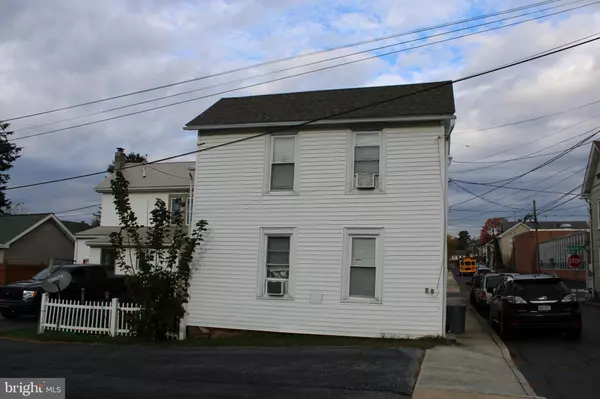 Ephrata, PA 17522,148 CHERRY ST