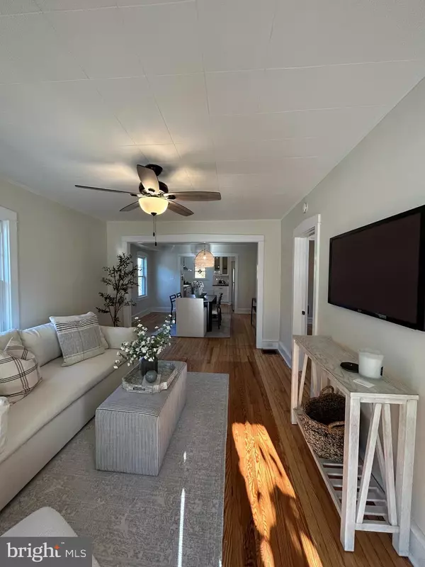 Audubon, NJ 08106,219 LAFAYETTE RD