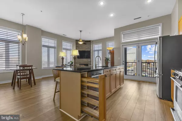 Alexandria, VA 22305,181 E REED AVE #411