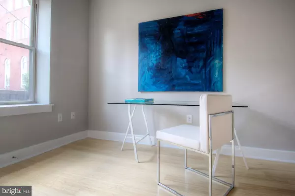 Philadelphia, PA 19146,2332 CARPENTER ST