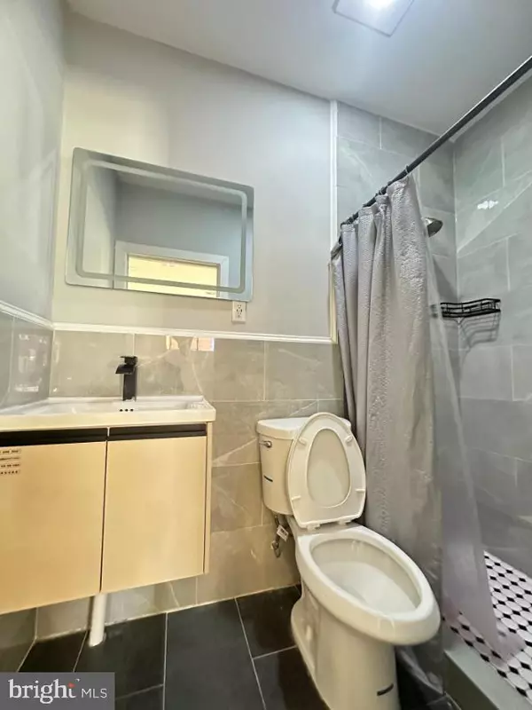 Philadelphia, PA 19145,1713 S 22ND ST #1F