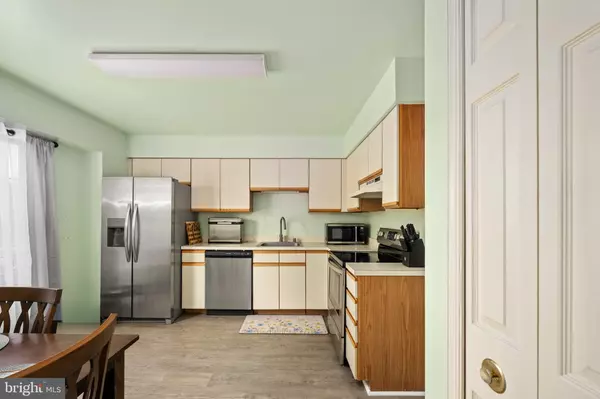 Manassas, VA 20110,8922 PRINCETON PARK DR