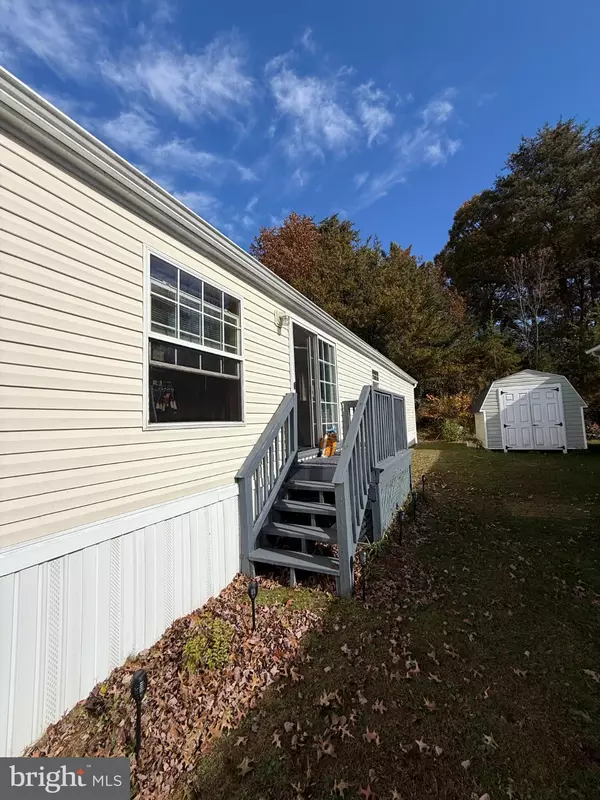 Severn, MD 21144,8023 FAIR BREEZE DR