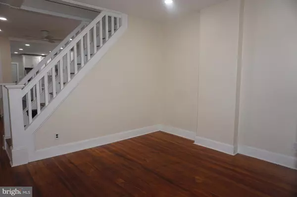 Wilmington, DE 19805,223 WOODLAWN AVE