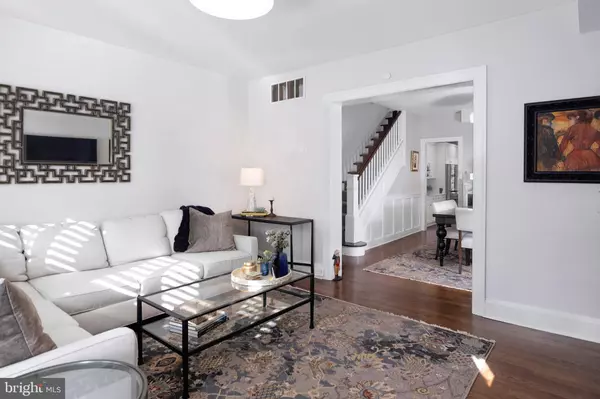 Pennington, NJ 08534,27-29 E DELAWARE AVE