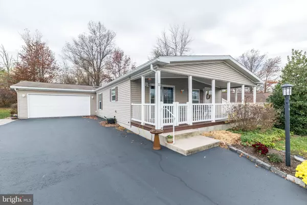 76 WATERFORD LN #T 76, Sellersville, PA 18960