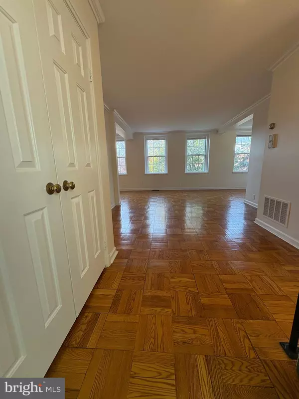 Washington, DC 20016,3620 38TH ST NW #B260