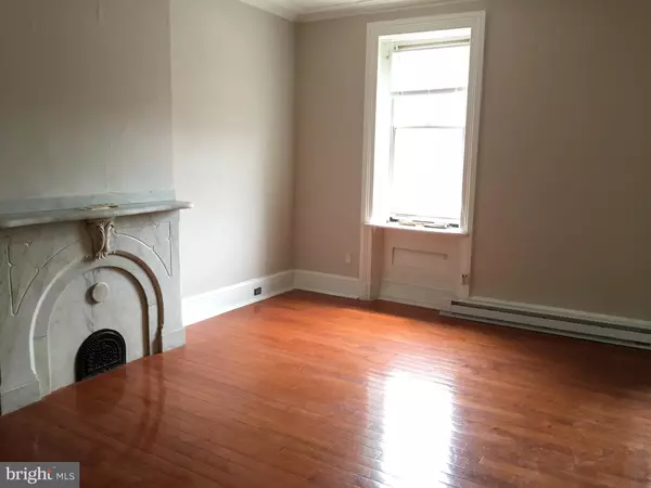 Philadelphia, PA 19130,1945 POPLAR ST #2F