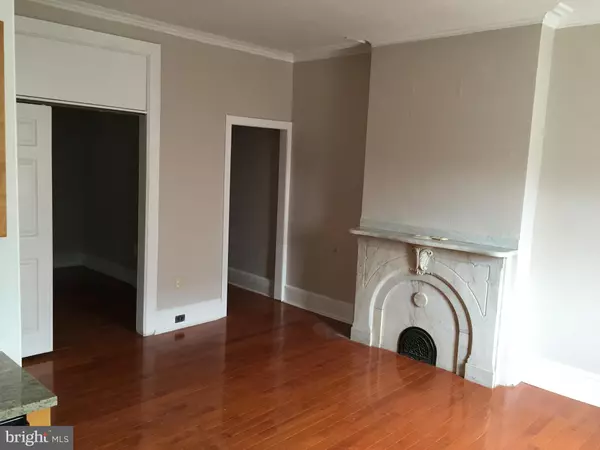 Philadelphia, PA 19130,1945 POPLAR ST #2F