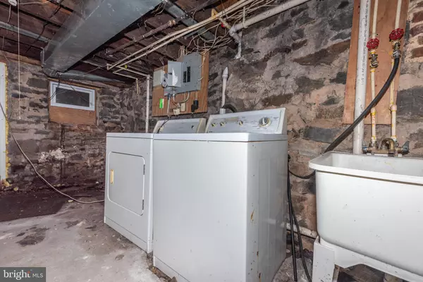 Baltimore, MD 21217,1618 N MONROE ST