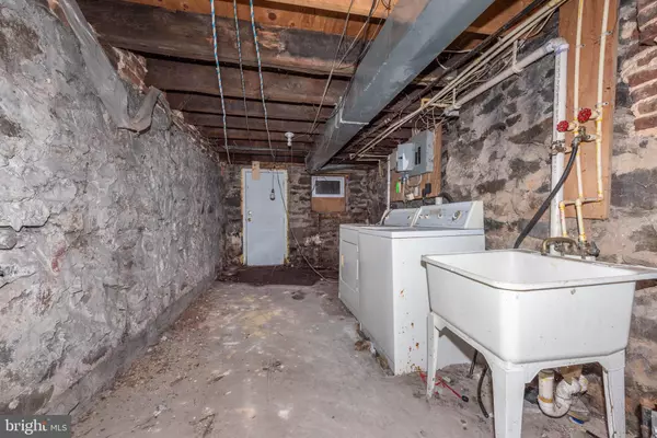 Baltimore, MD 21217,1618 N MONROE ST