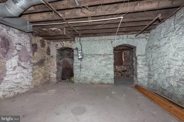 Baltimore, MD 21217,1618 N MONROE ST