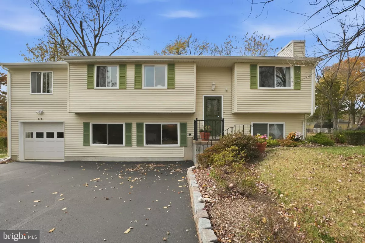 Herndon, VA 20170,1111 BICKSLER DR