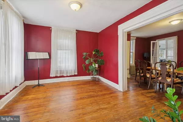 Philadelphia, PA 19119,24 GOOD ST