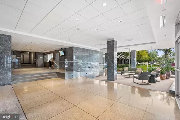 Washington, DC 20037,2475 NW VIRGINIA AVE NW #908