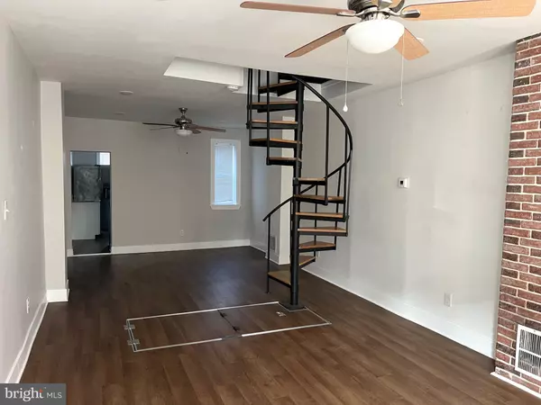 Philadelphia, PA 19125,2208 GAUL ST