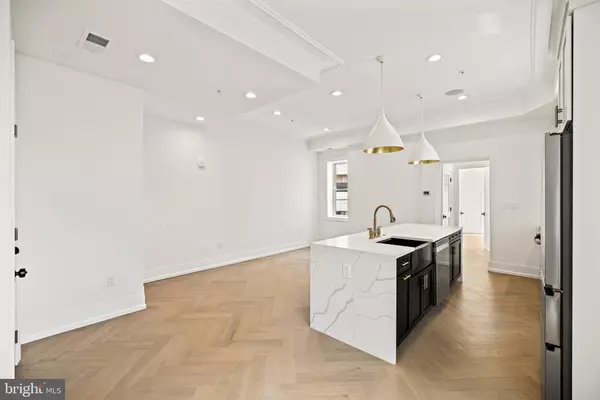 Washington, DC 20009,1709 21ST ST NW #42