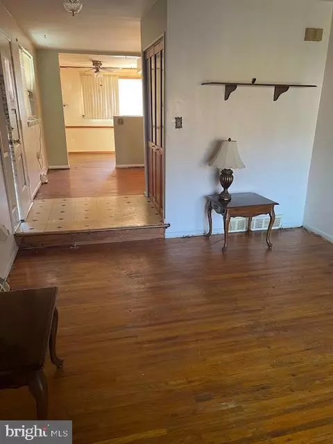 Philadelphia, PA 19128,7245 SHALKOP ST