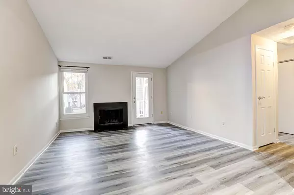 Columbia, MD 21044,5920 WATCH CHAIN WAY #5-106