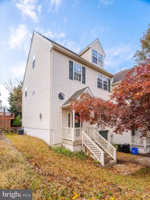 Philadelphia, PA 19128,6710 CINNAMON DR