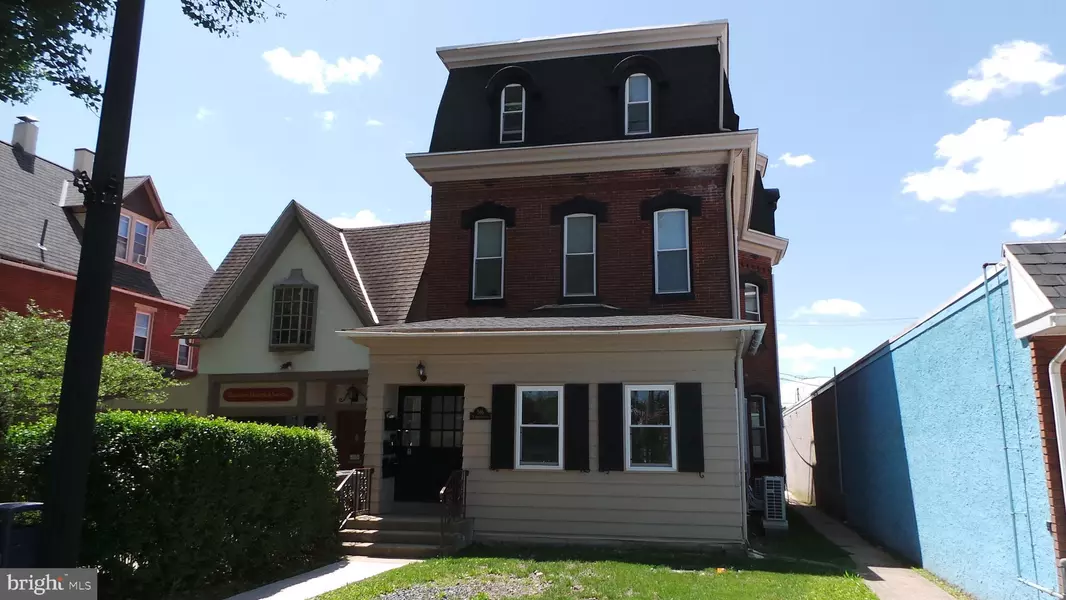 566 E HIGH ST #1, Pottstown, PA 19464