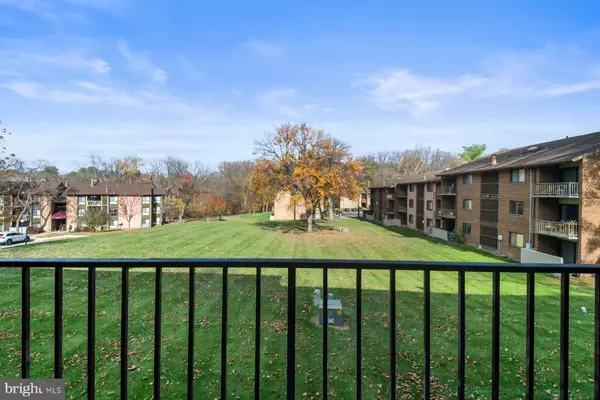 Columbia, MD 21045,6011 MAJORS LN #4 A4