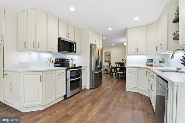 Fairfax Station, VA 22039,11302 ALMS HOUSE CT