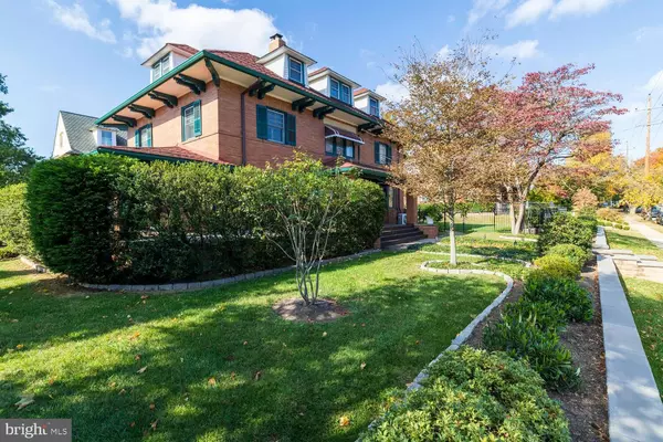 Philadelphia, PA 19129,3001 W QUEEN LN