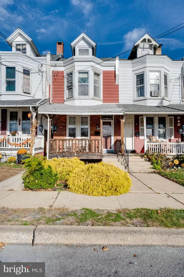 117 E HIGH ST, Topton, PA 19562