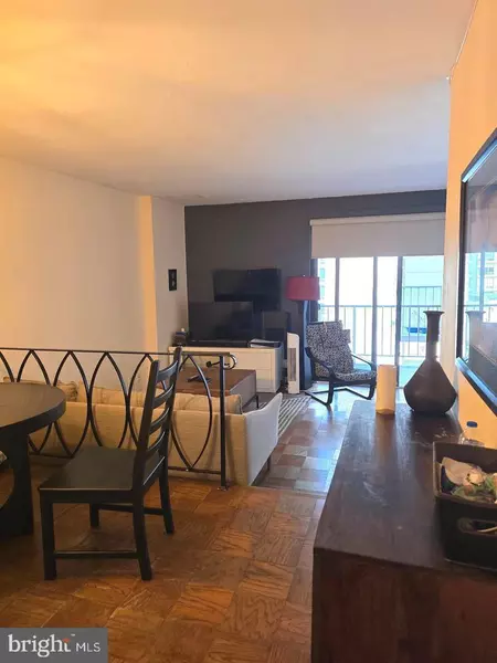 2201 L ST NW #820, Washington, DC 20037