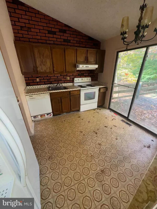 Columbia, MD 21045,9477 BATTLER CT