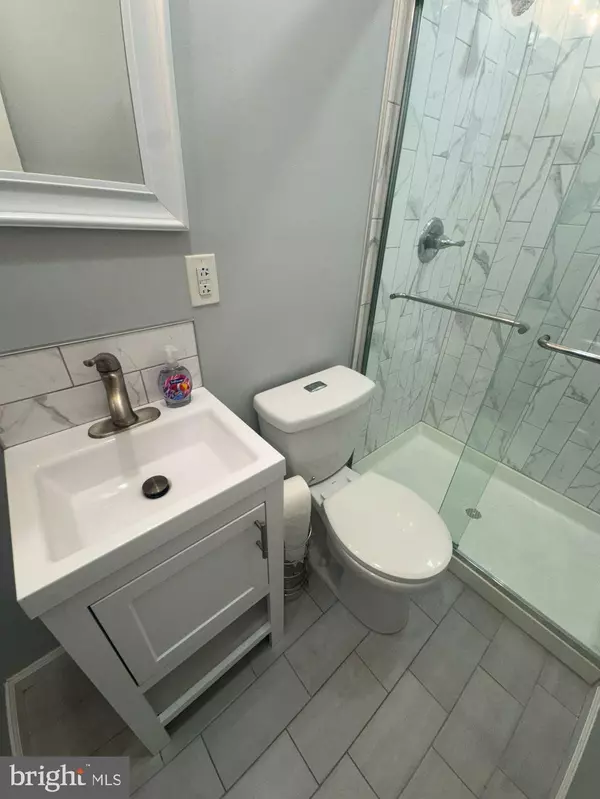 Philadelphia, PA 19121,1737 N 23RD ST #2