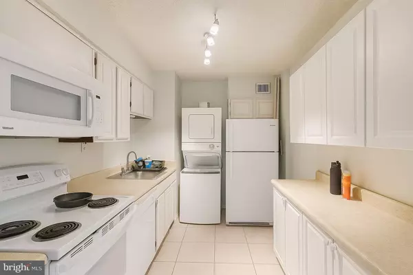 Alexandria, VA 22304,5500 HOLMES RUN PKWY #918