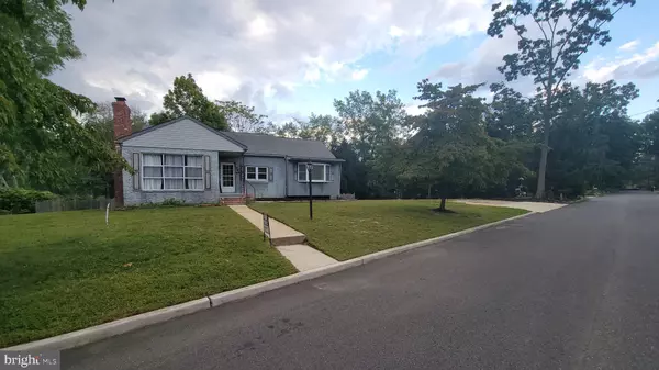 Woodbury, NJ 08096,569 LAKESIDE AVE