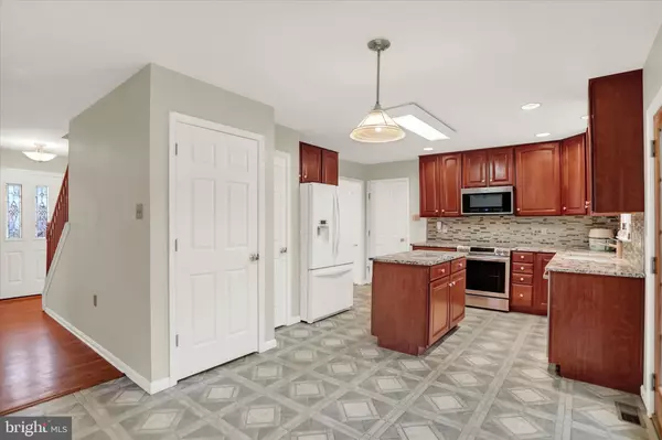 New Cumberland, PA 17070,482 CHESTNUT WAY