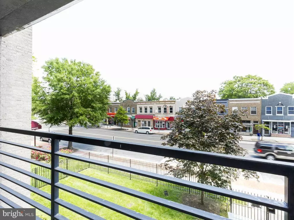 Washington, DC 20011,4800 GEORGIA AVE NW #205