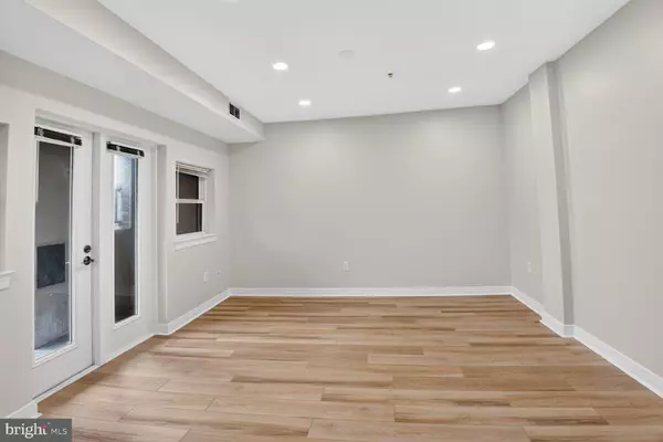 Washington, DC 20011,4800 GEORGIA AVE NW #205