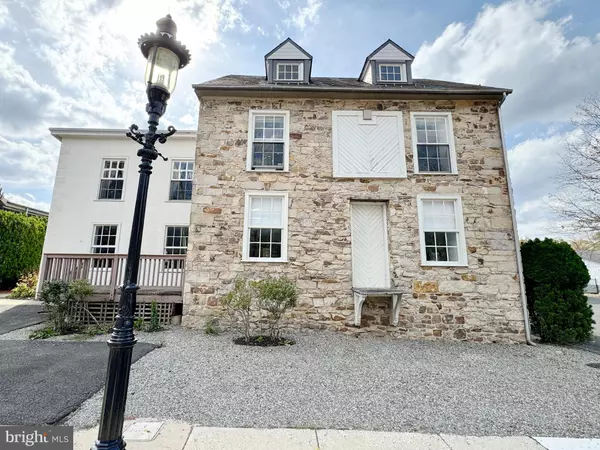 340 N BROAD ST #THIRD FLOOR, Doylestown, PA 18901