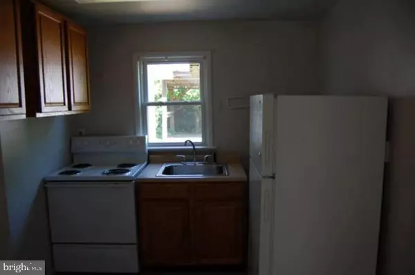 Annapolis, MD 21401,2 SPRUCE LN