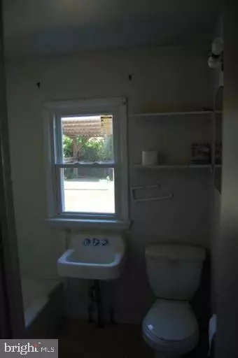 Annapolis, MD 21401,2 SPRUCE LN