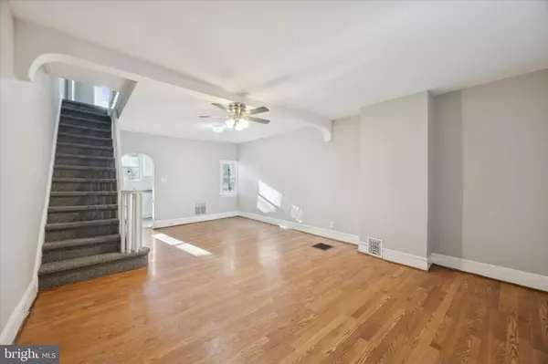 Darby, PA 19023,14 N MACDADE BLVD