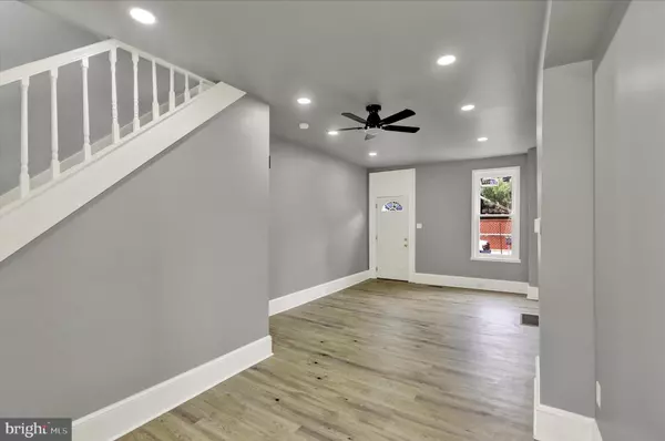 Reading, PA 19602,734 FRANKLIN ST