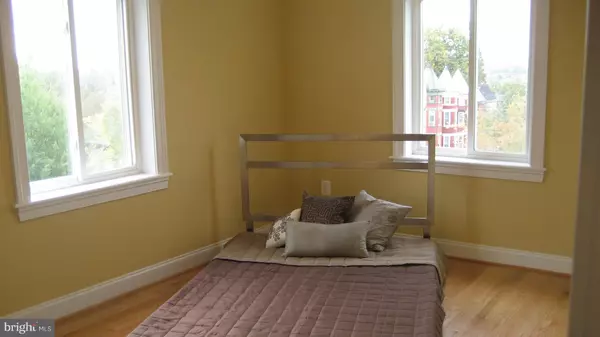 Washington, DC 20002,1901 LINCOLN RD NE #101