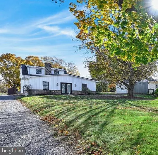 Palmyra, PA 17078,126 LAWN RD