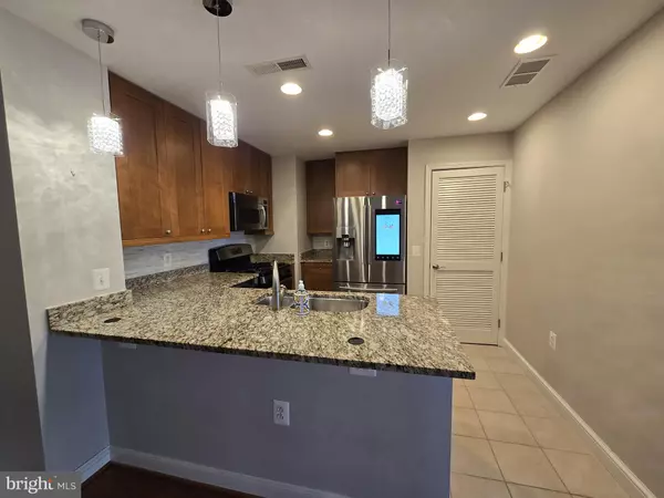 Reston, VA 20190,11990 MARKET ST #208