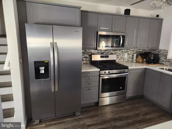 Glendora, NJ 08029,27 LILLIAN PL